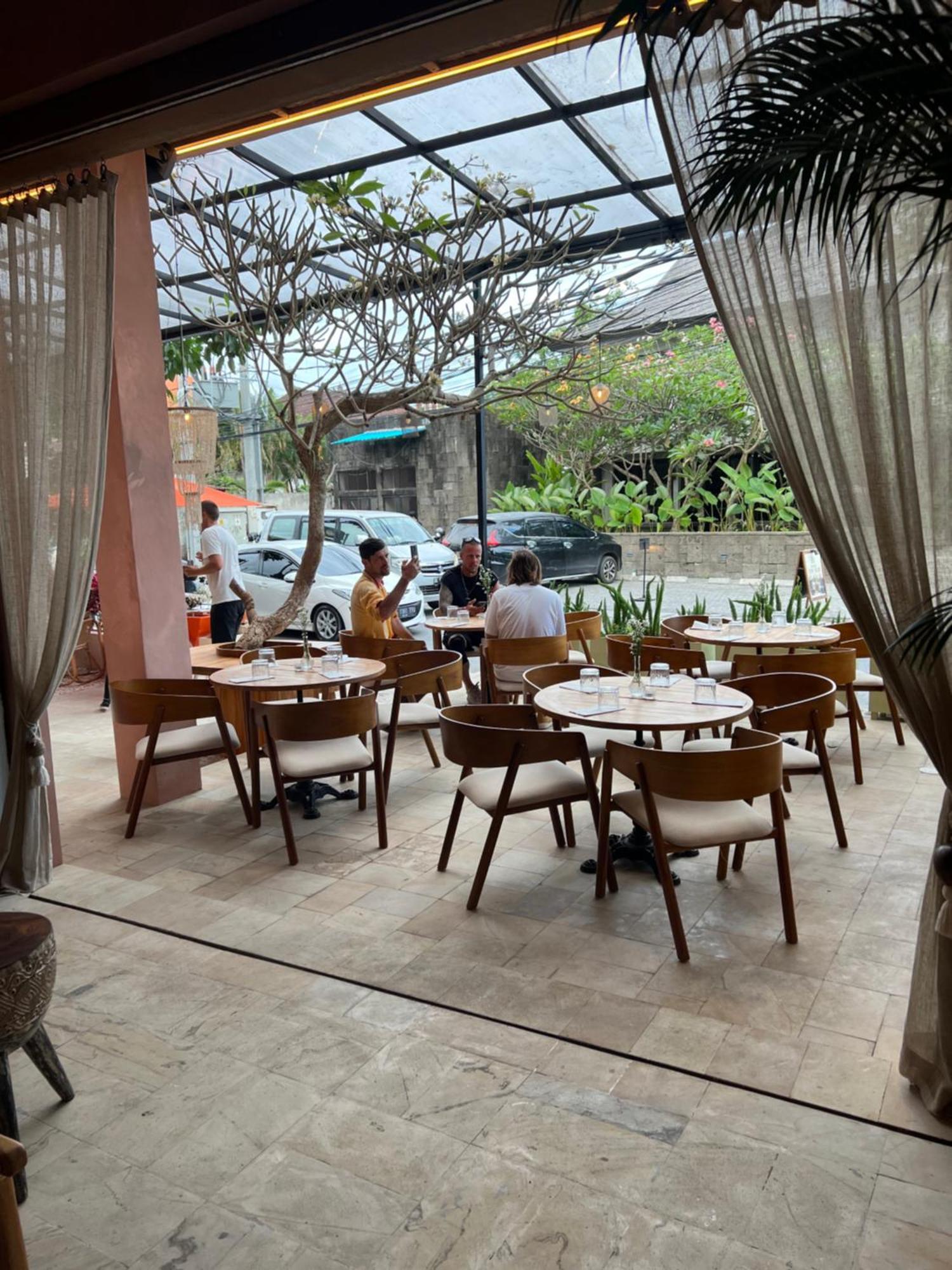 Grass Terrace Homestay Canggu Εξωτερικό φωτογραφία
